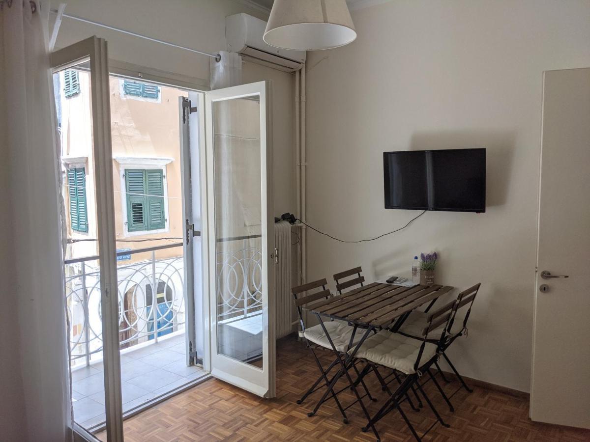 Central Apartment Corfu Town Buitenkant foto