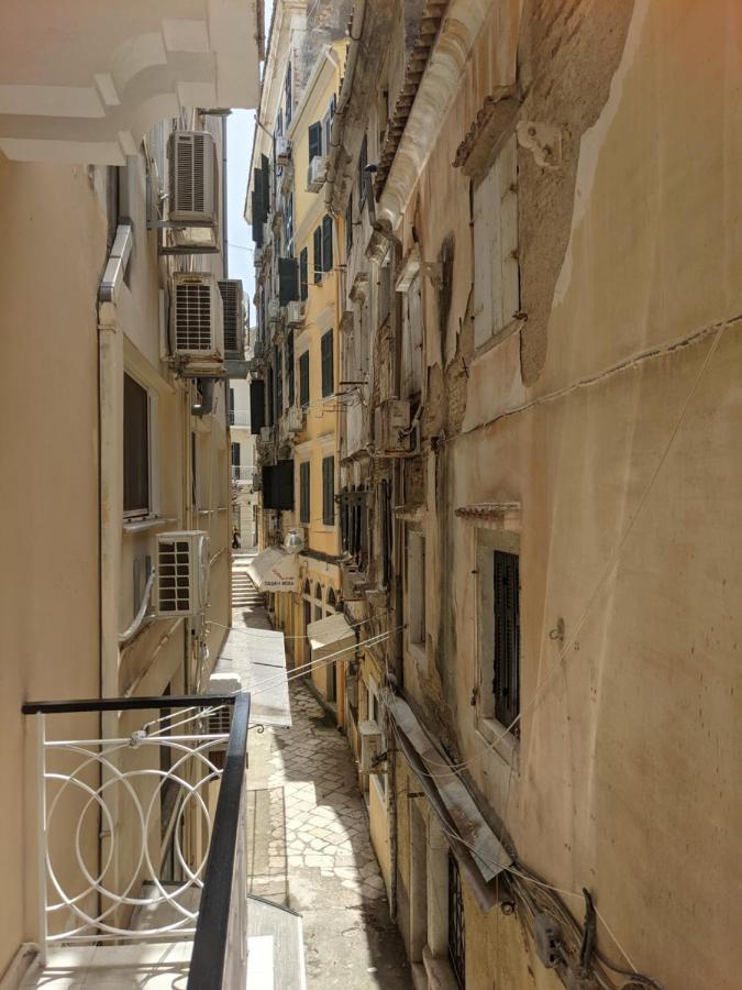 Central Apartment Corfu Town Buitenkant foto