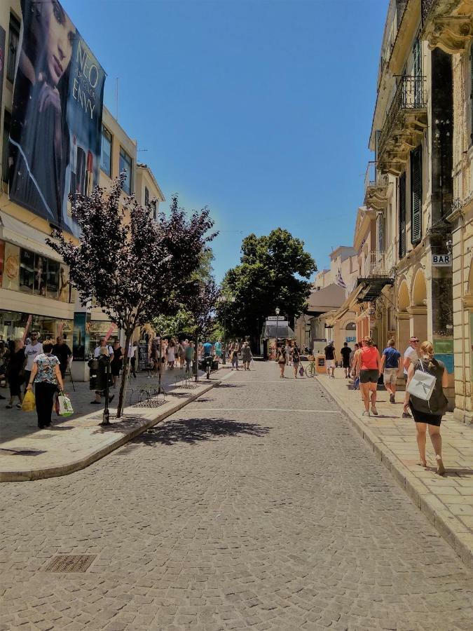 Central Apartment Corfu Town Buitenkant foto