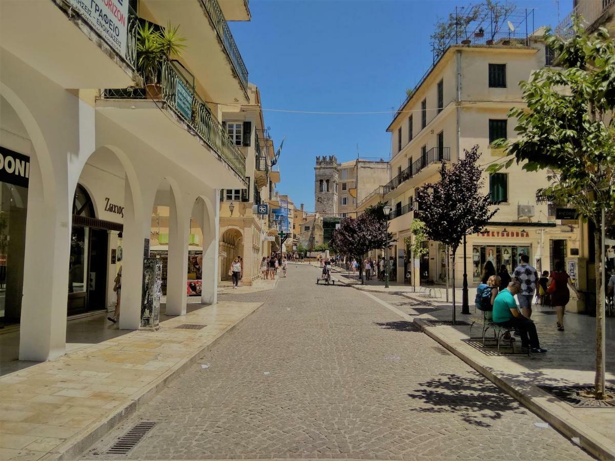 Central Apartment Corfu Town Buitenkant foto